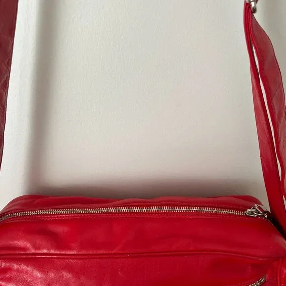 Leather Handbag - Italy - Picture 6 of 16